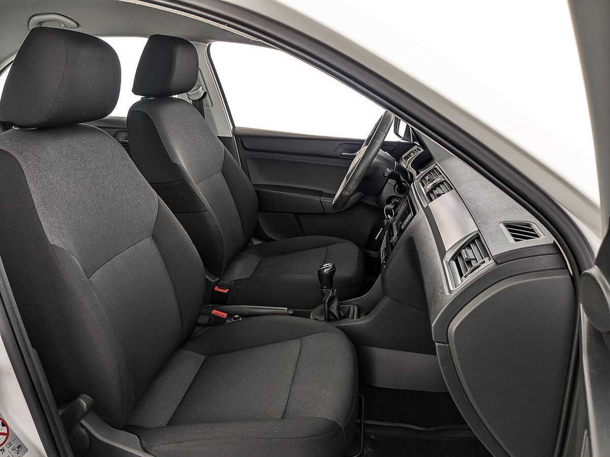 Skoda Rapid, 2017 Фото №21