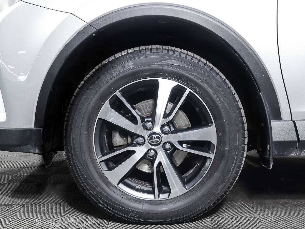 Toyota RAV4, 2019 Фото №23