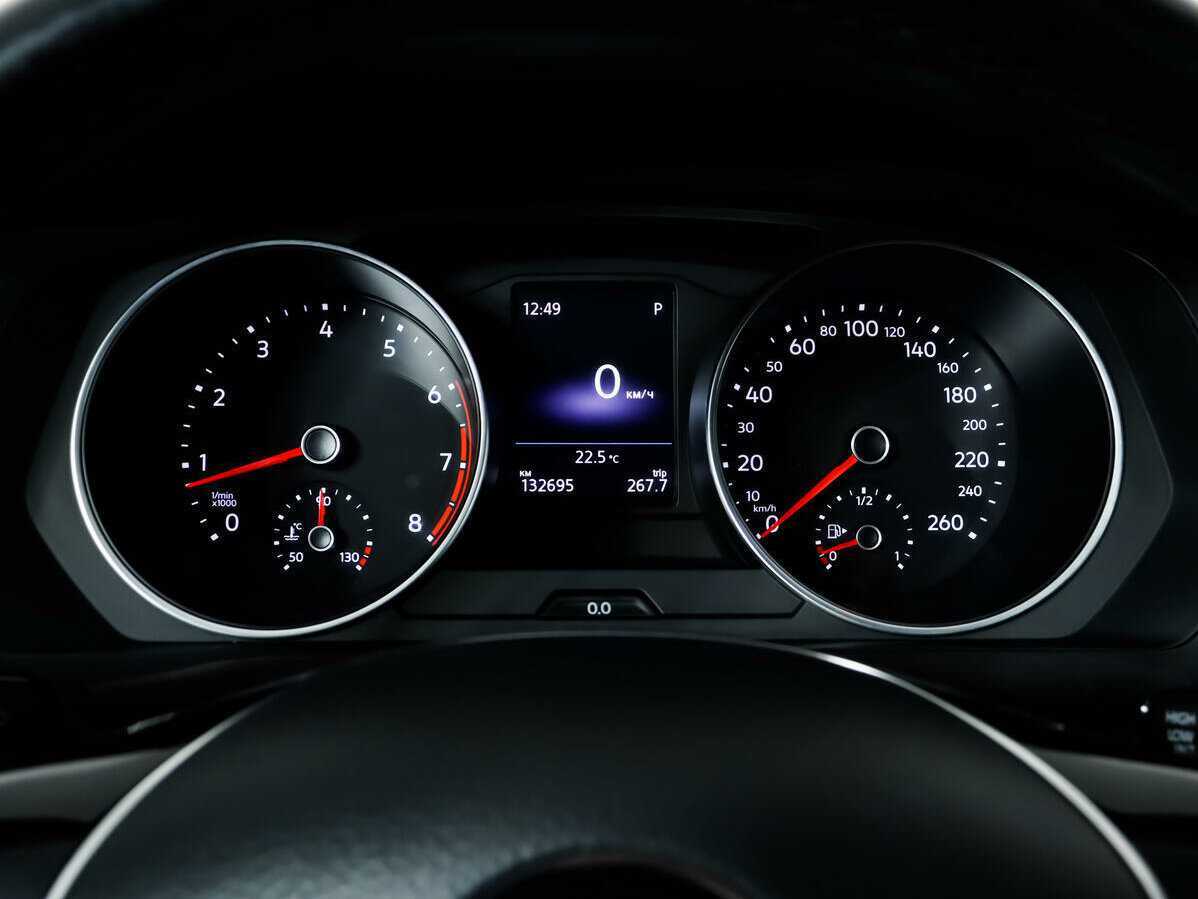 Volkswagen Tiguan, 2019 Фото №10