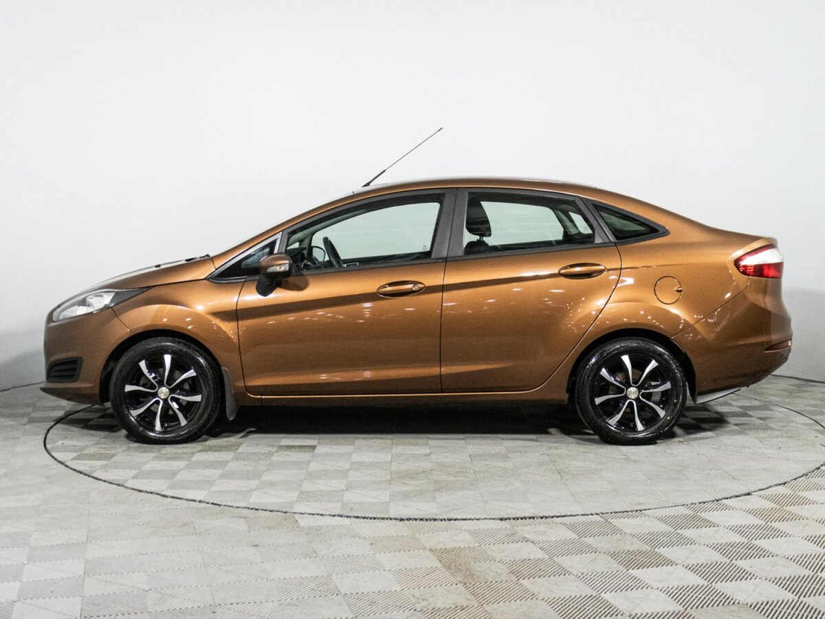 Ford Fiesta Mk6 Рестайлинг, 2016 Фото №8