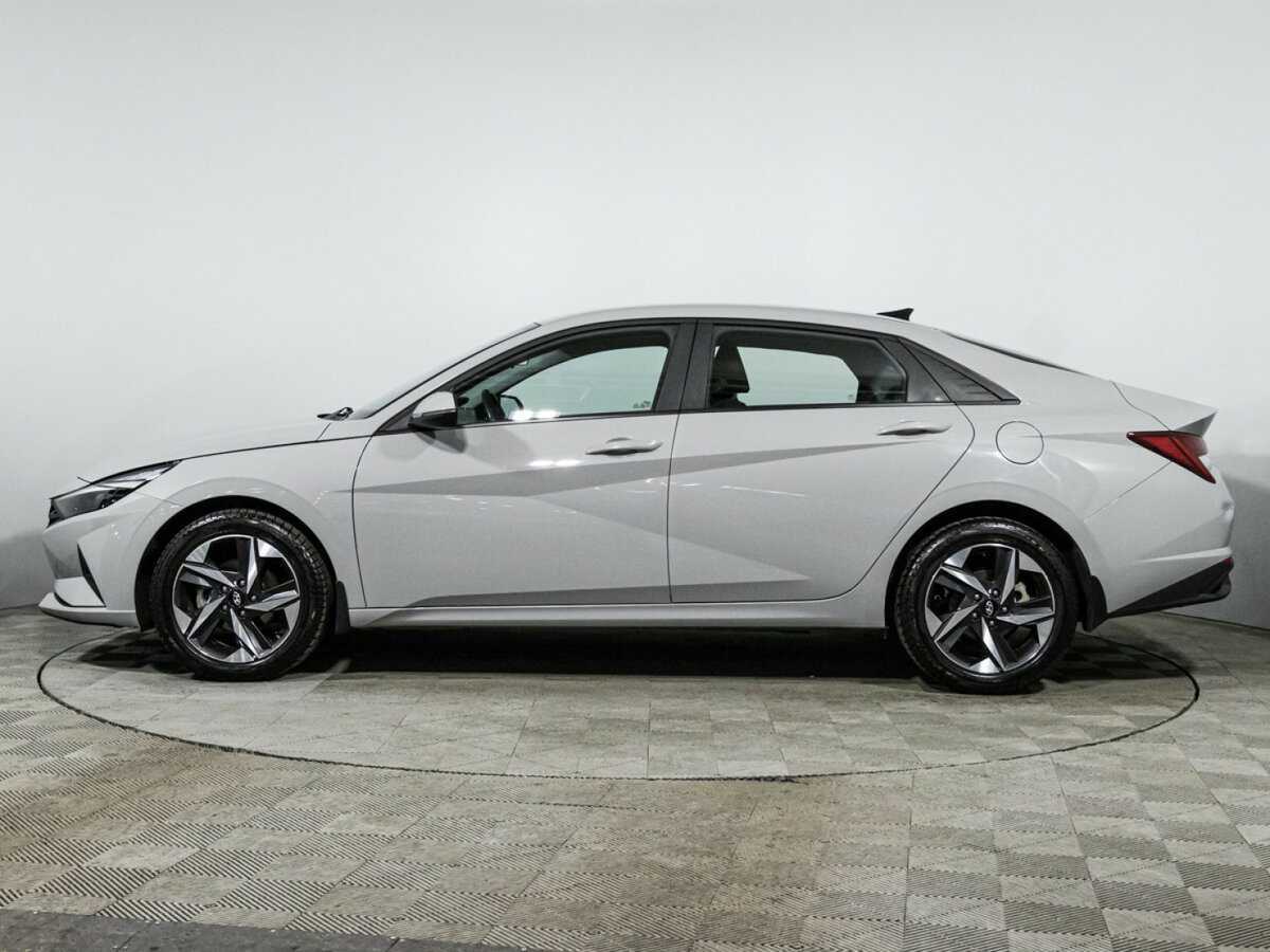Hyundai Elantra, 2023 Фото №8