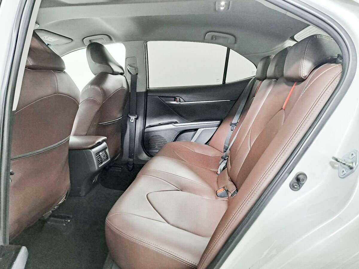 Toyota Camry, 2019 Фото №10