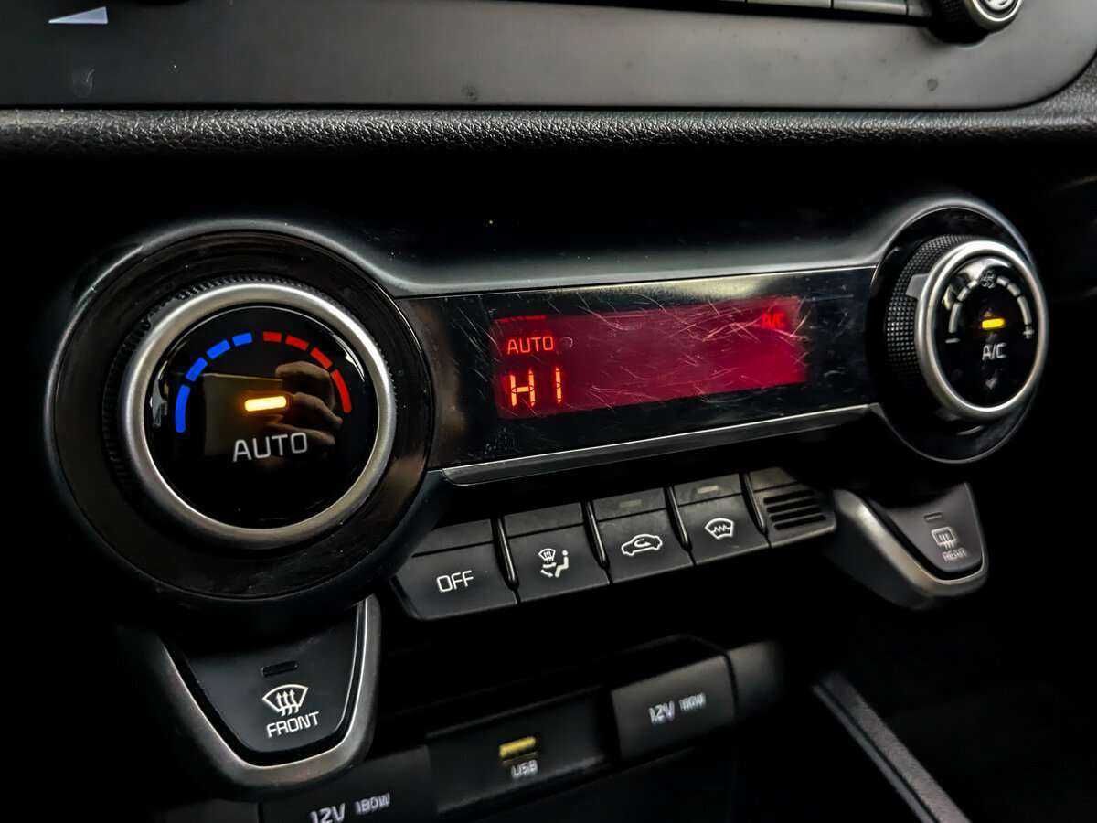 Kia Rio, 2021 Фото №21