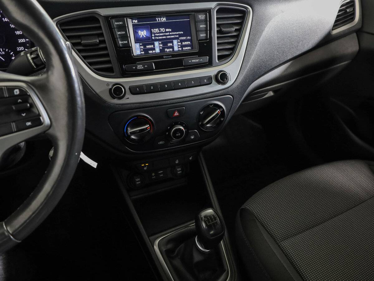 Hyundai Solaris II, 2018 Фото №16