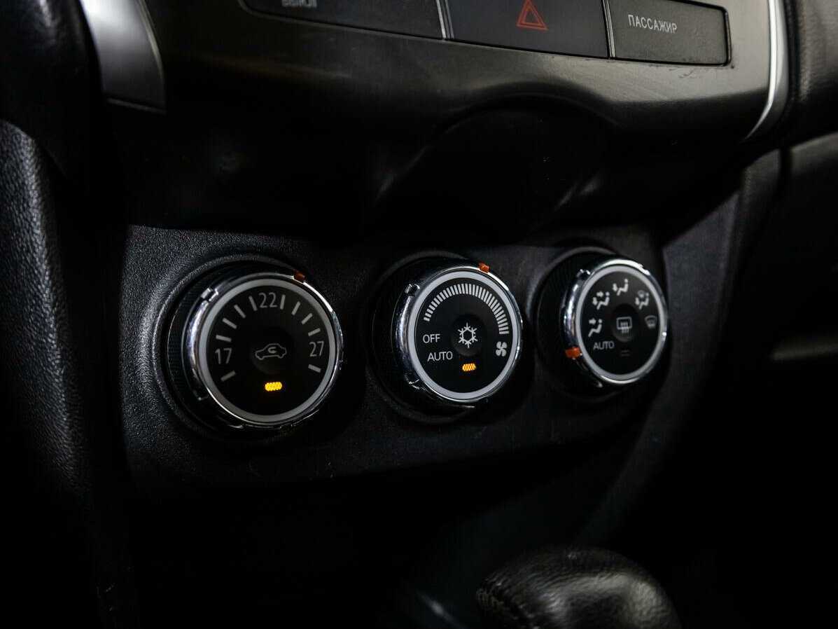 Mitsubishi ASX, 2013 Фото №16