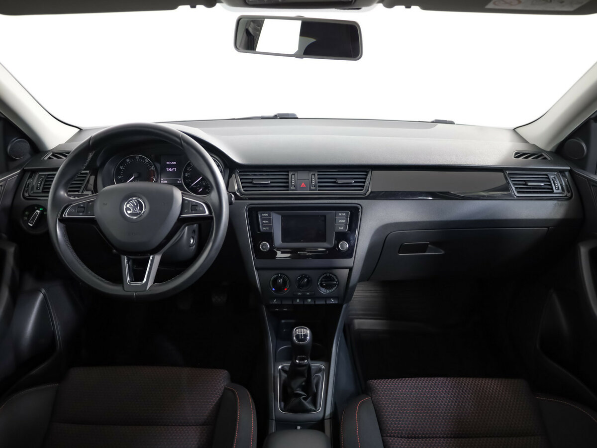 Skoda Rapid I, 2015 Фото №8