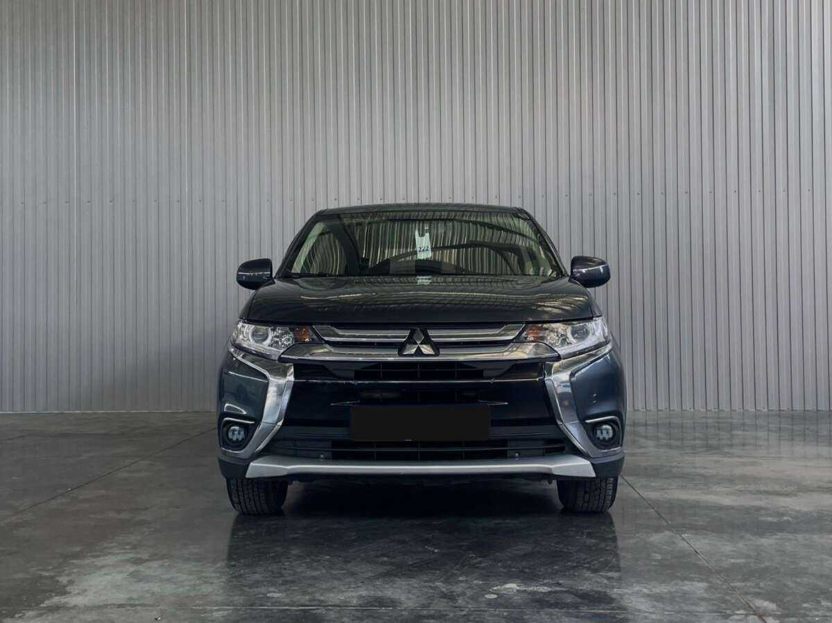 Mitsubishi Outlander, 2018 Фото №2