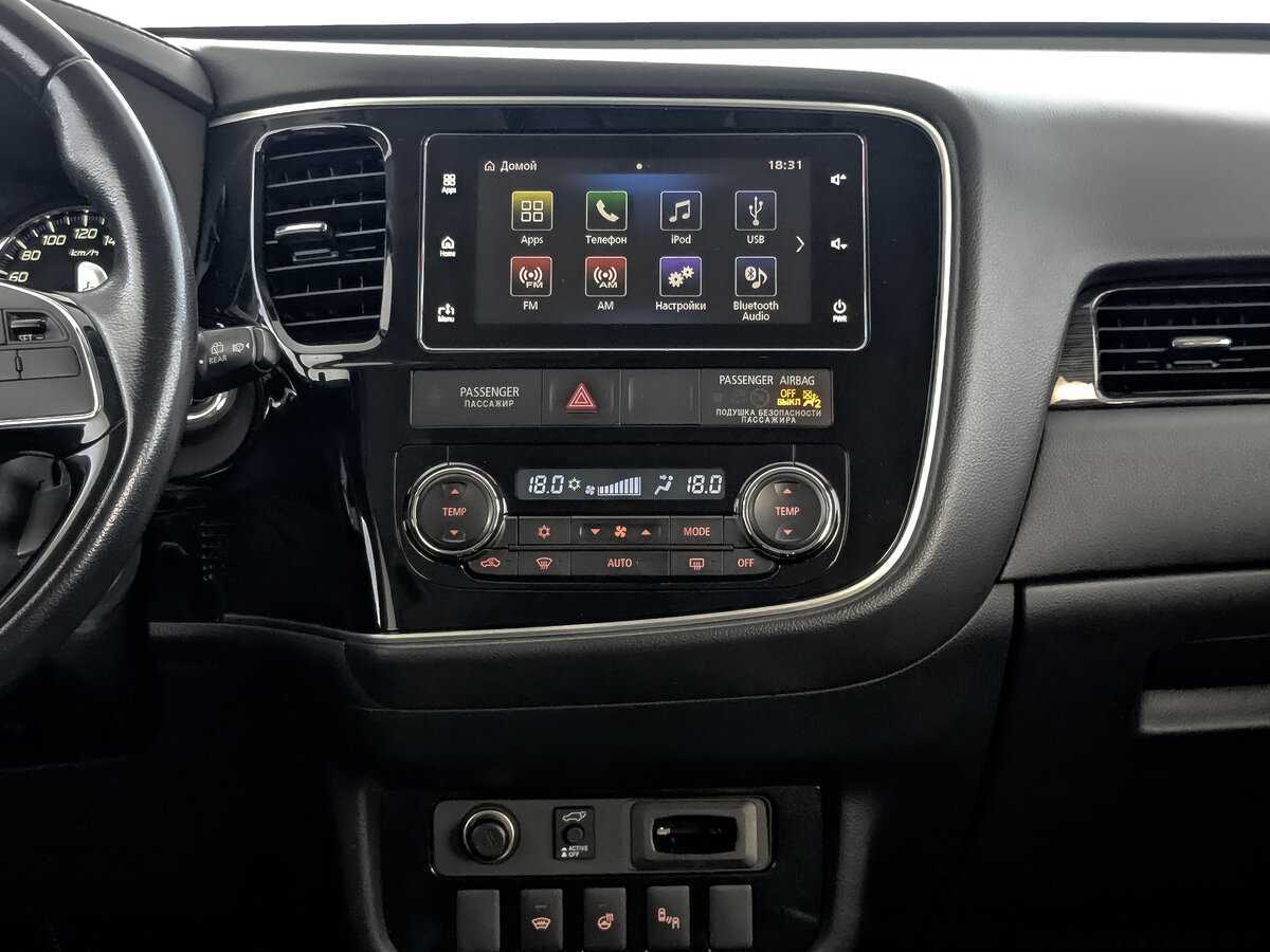 Mitsubishi Outlander, 2017 Фото №12