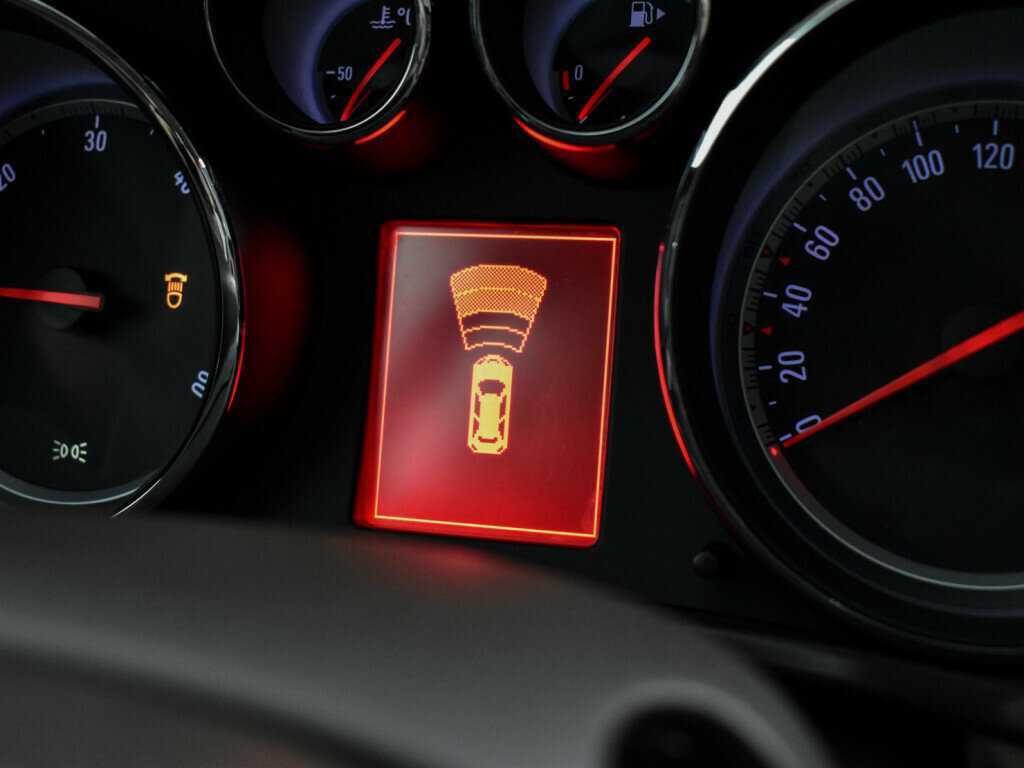 Opel Insignia, 2012 Фото №16