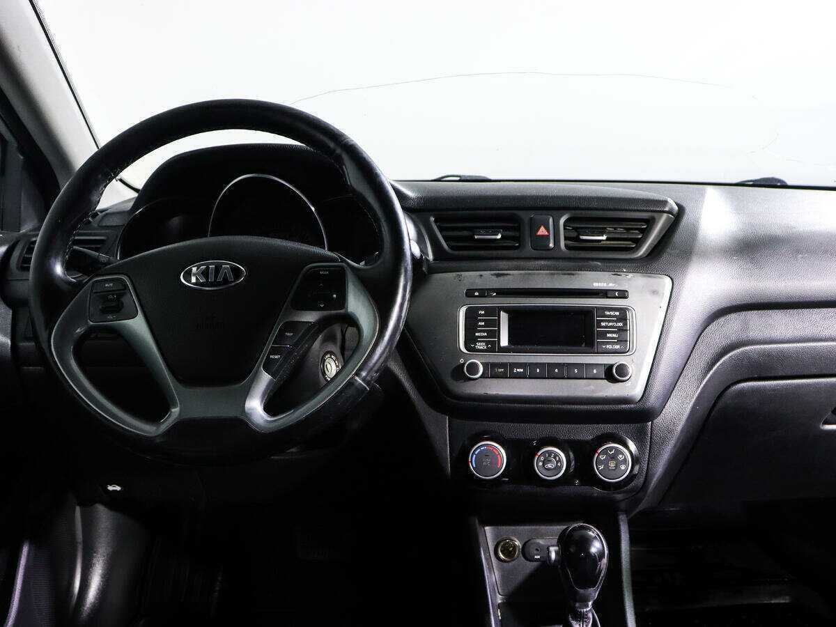 Kia Rio, 2017 Фото №12