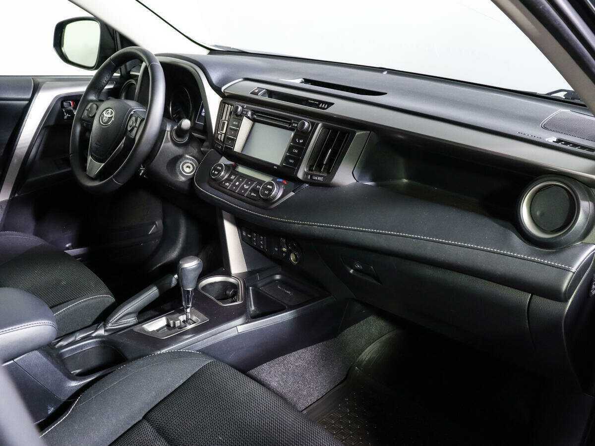 Toyota RAV4, 2015 Фото №7