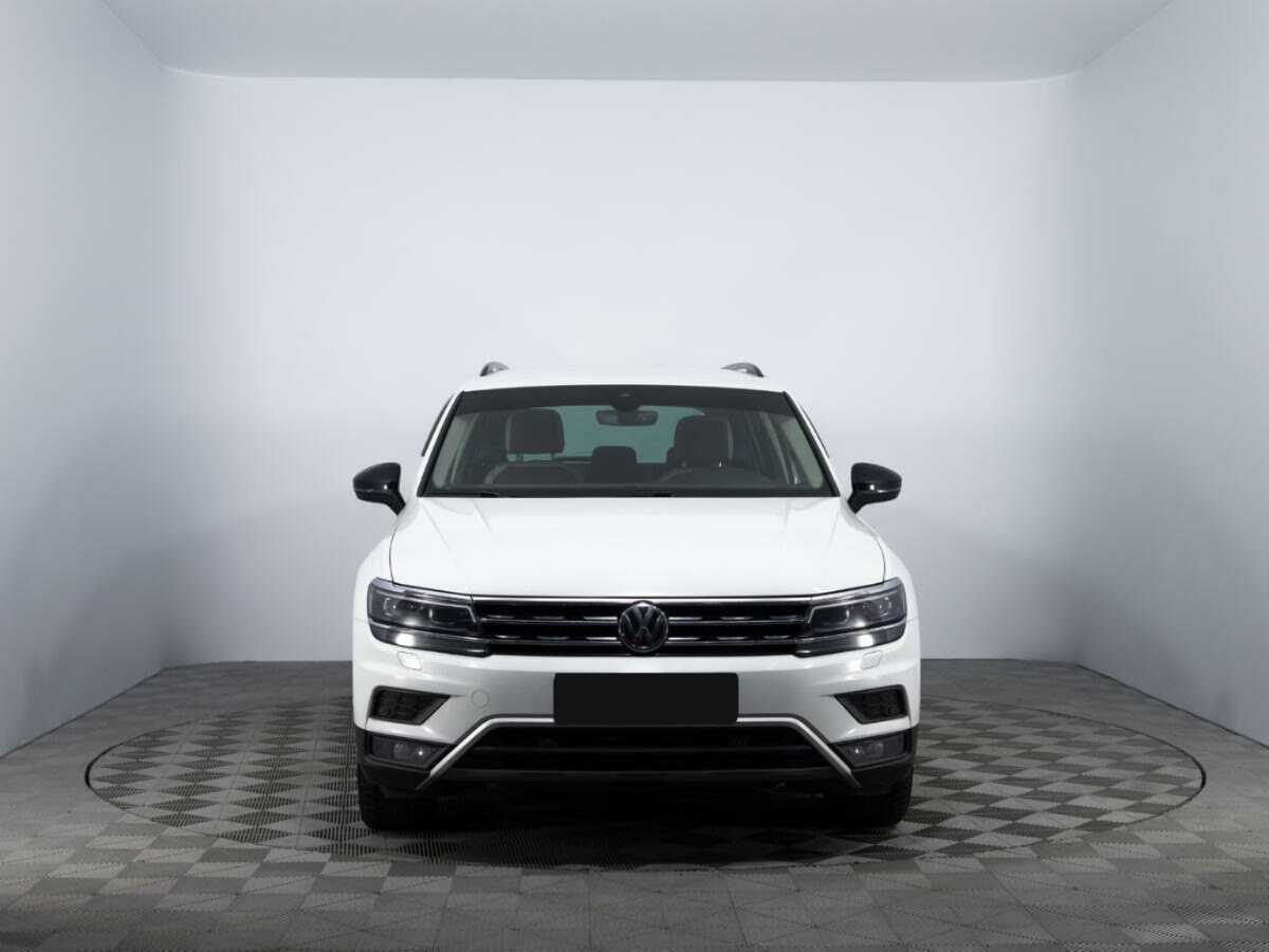 Volkswagen Tiguan, 2019 Фото №2