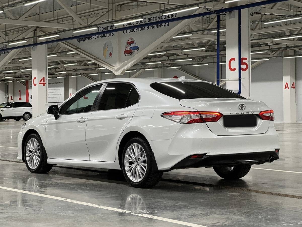 Toyota Camry, 2021 Фото №7