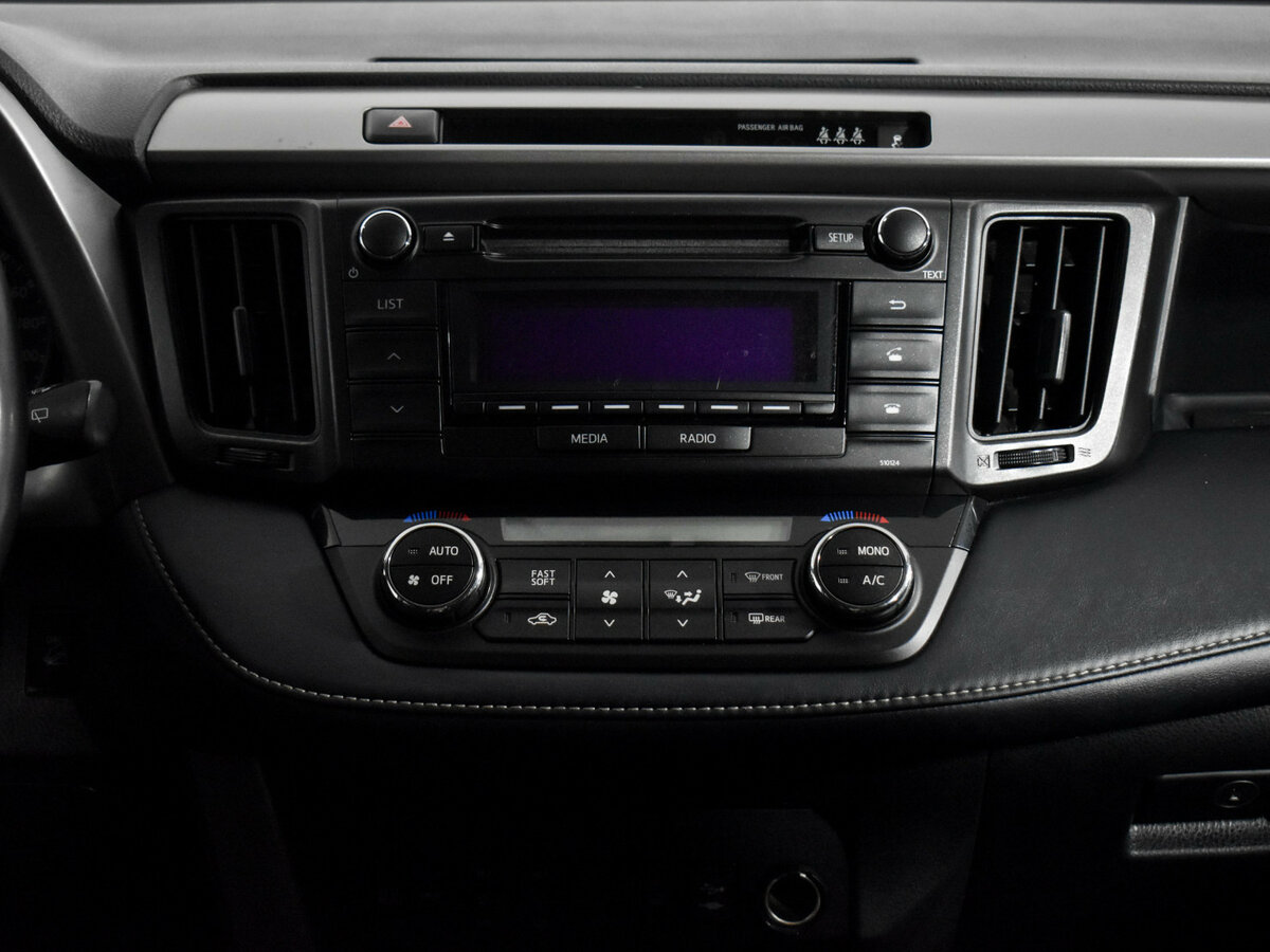 Toyota RAV4 IV (XA40) Рестайлинг, 2018 Фото №13