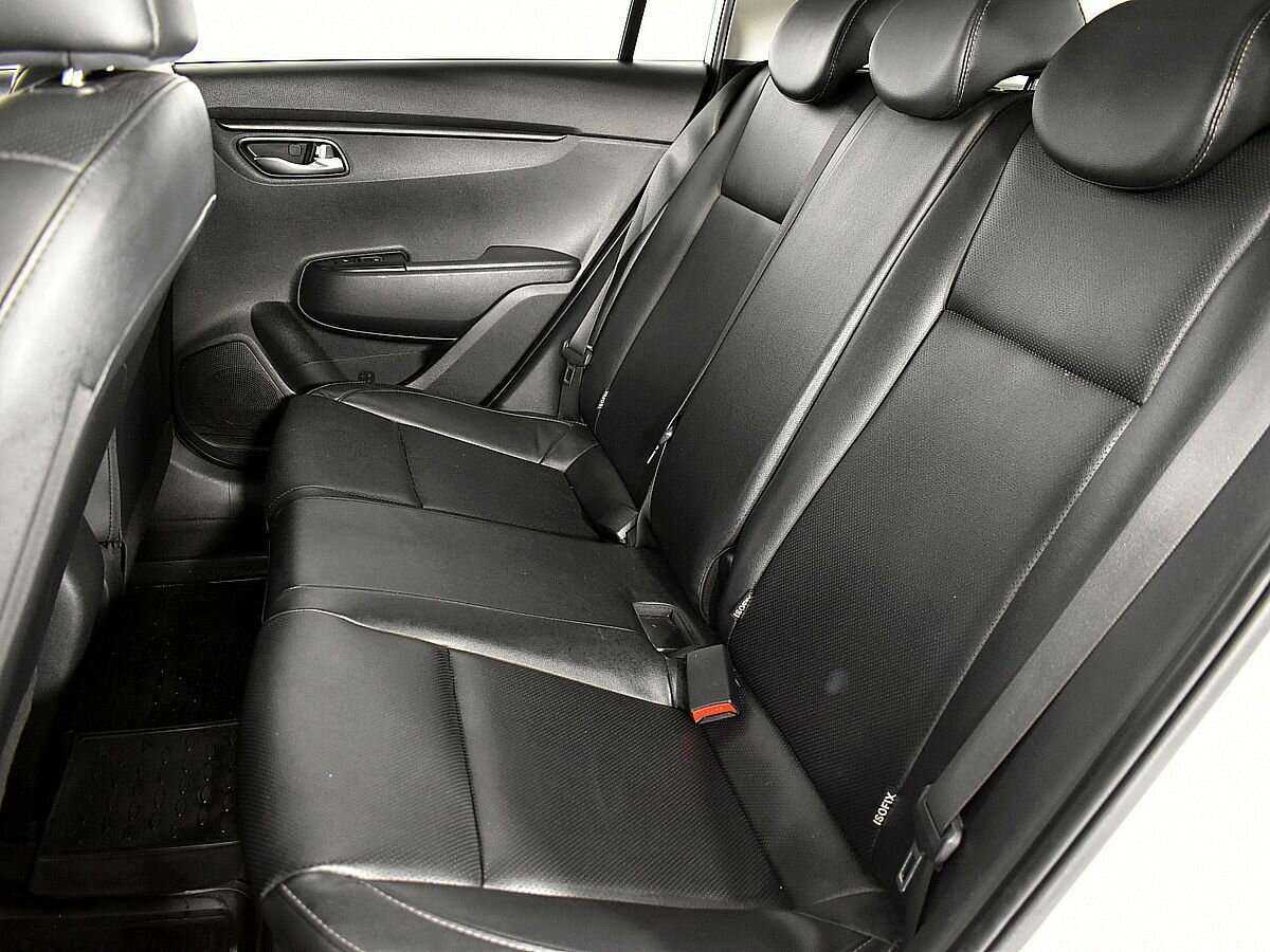 Kia Rio X-Line, 2018 Фото №7