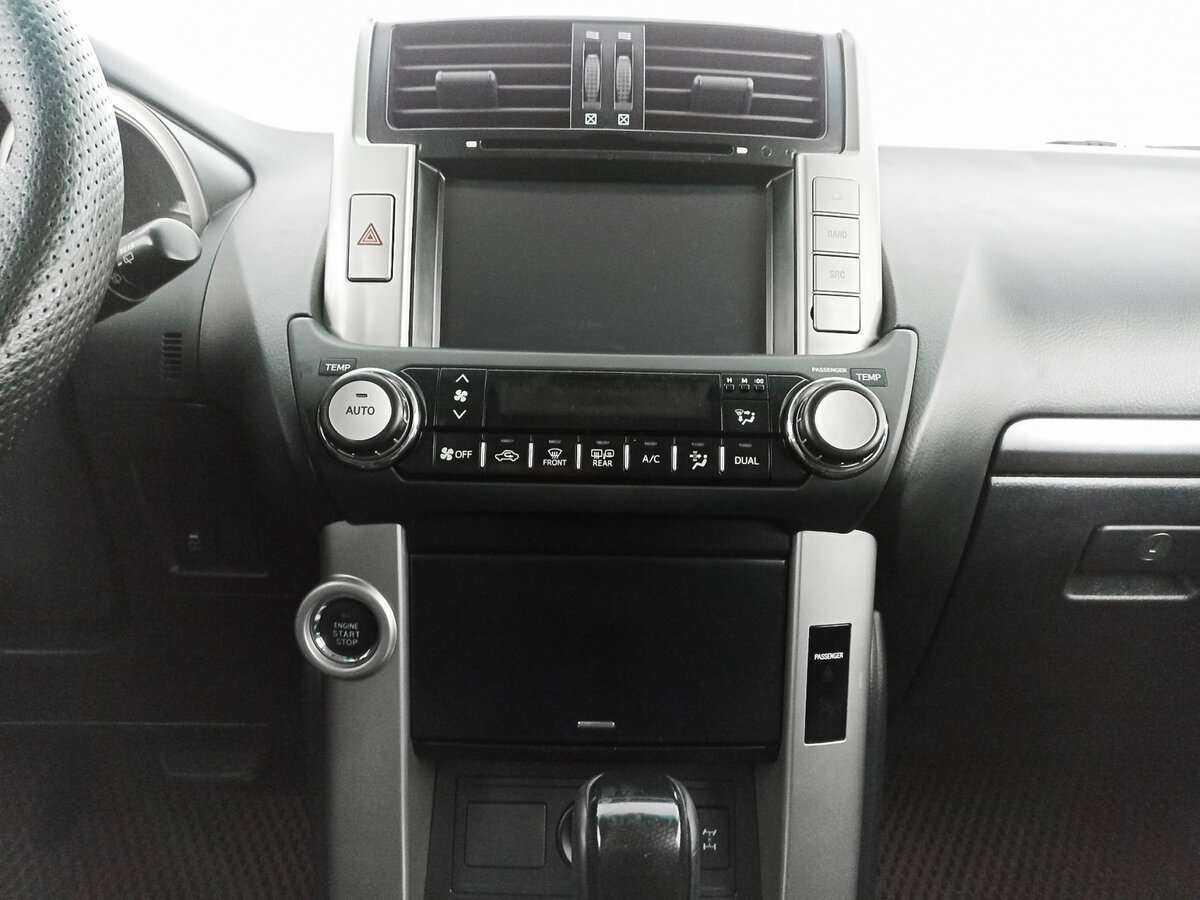 Toyota Land Cruiser Prado, 2012 Фото №11