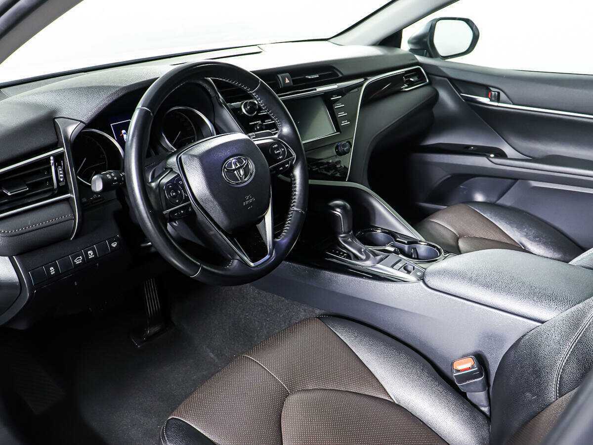 Toyota Camry, 2020 Фото №13