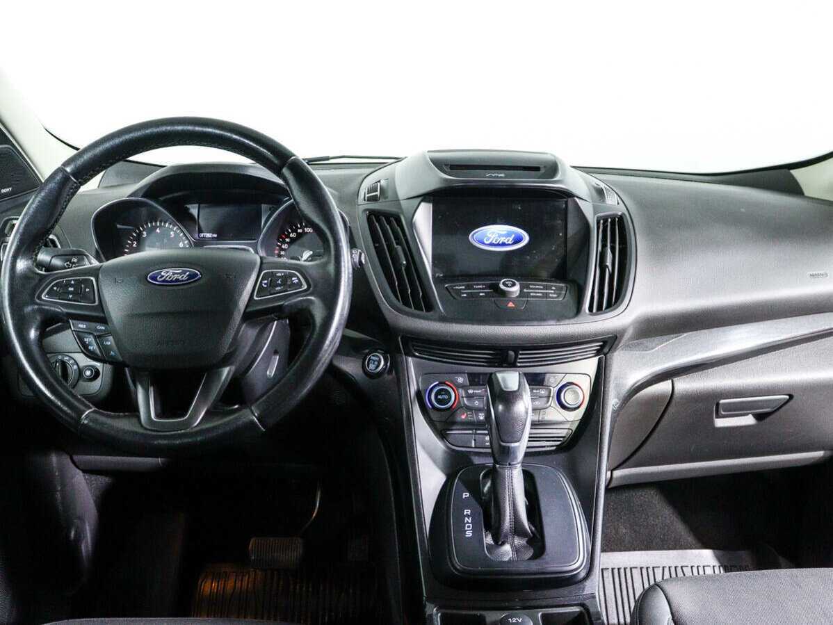 Ford Kuga, 2017 Фото №12