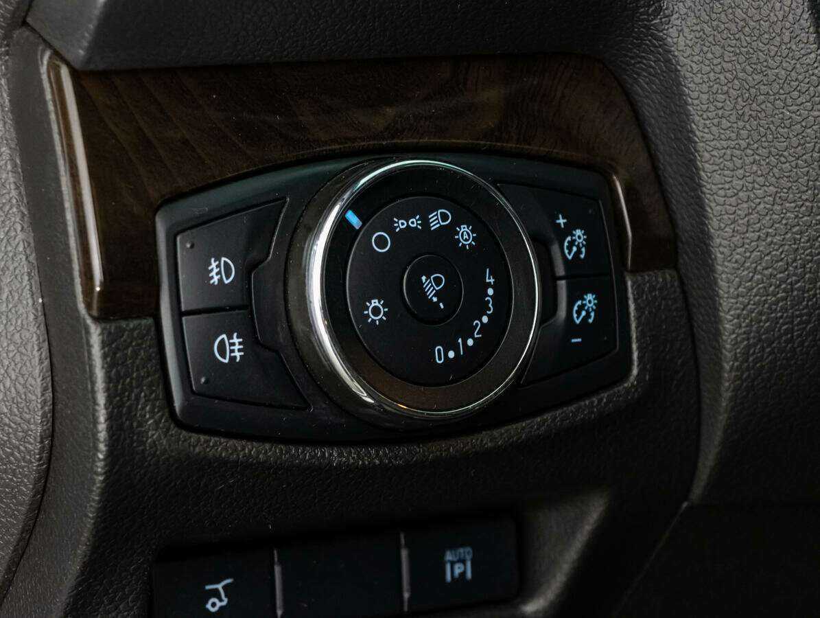 Ford Explorer, 2014 Фото №16