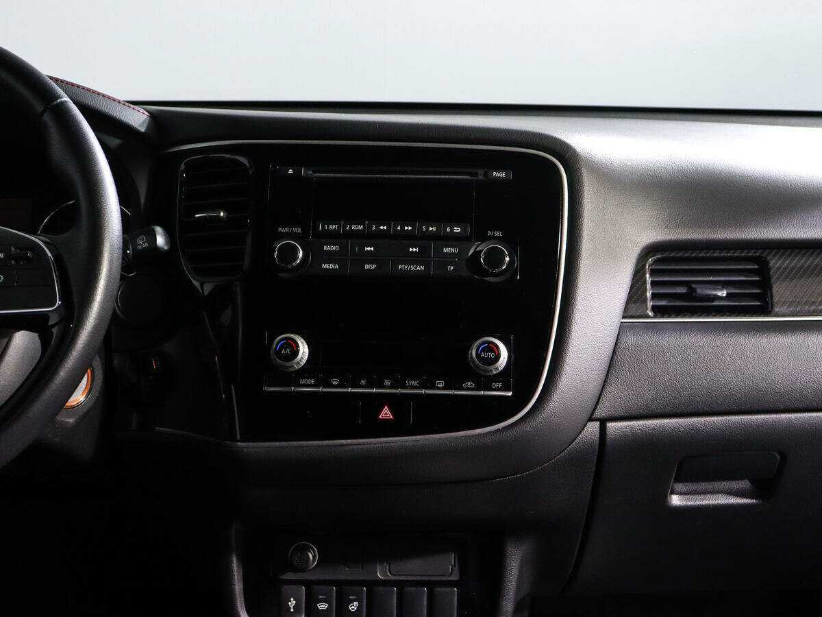 Mitsubishi Outlander, 2020 Фото №11