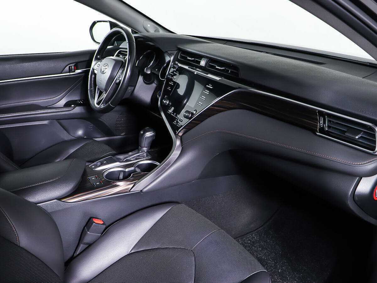 Toyota Camry, 2018 Фото №9