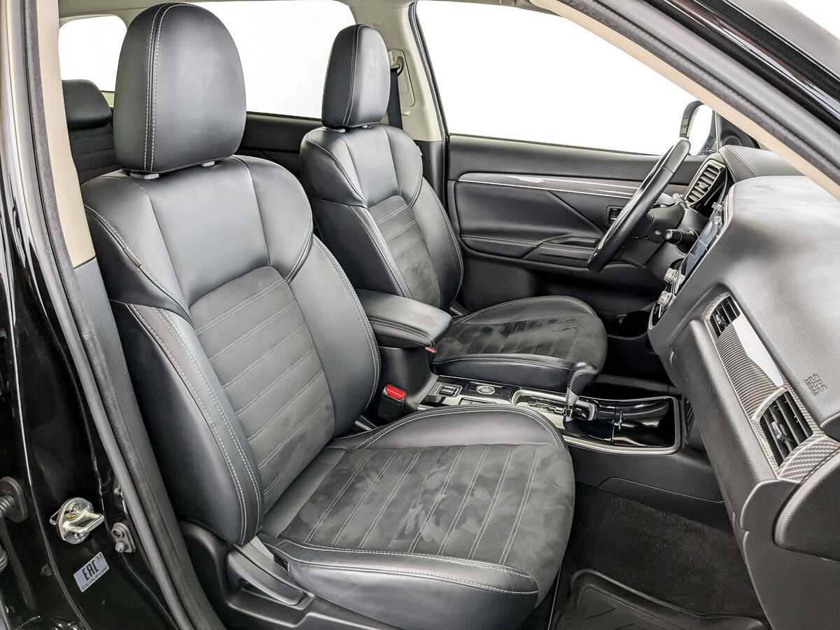 Mitsubishi Outlander, 2021 Фото №23