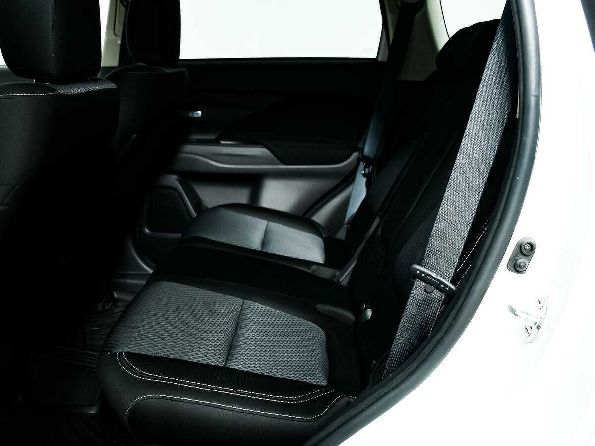 Mitsubishi Outlander, 2019 Фото №12