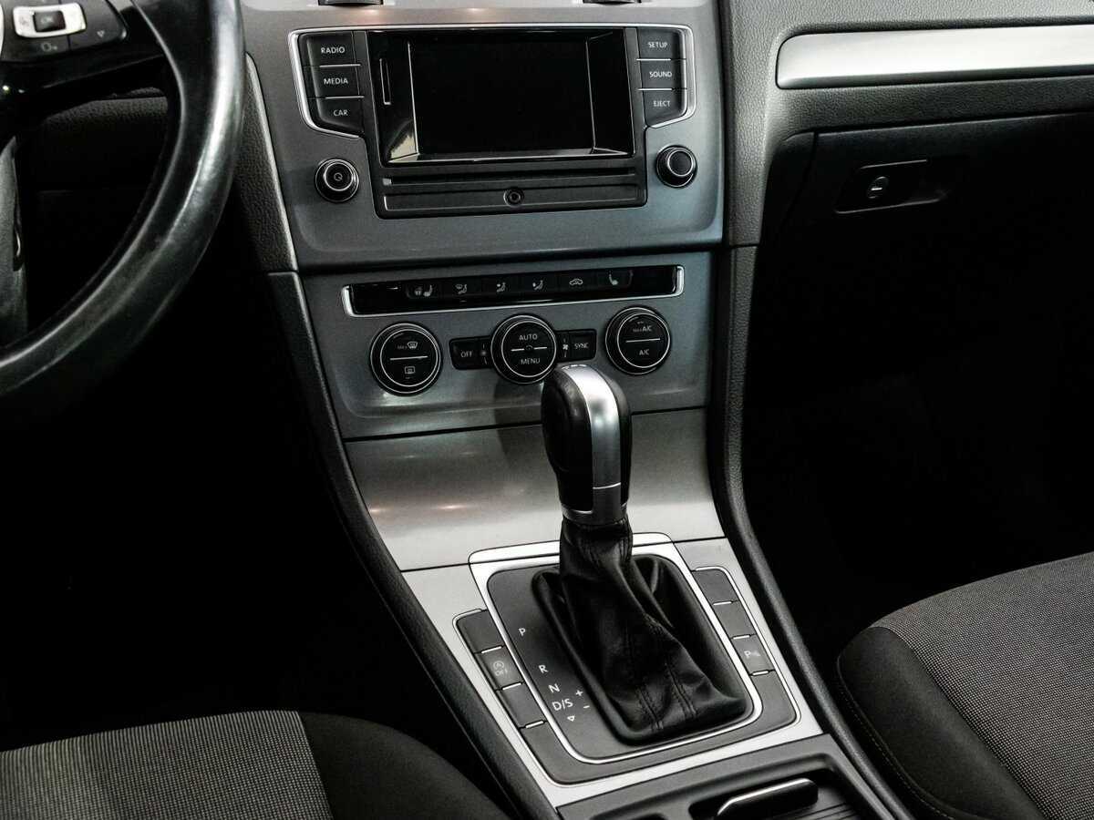 Volkswagen Golf, 2014 Фото №10