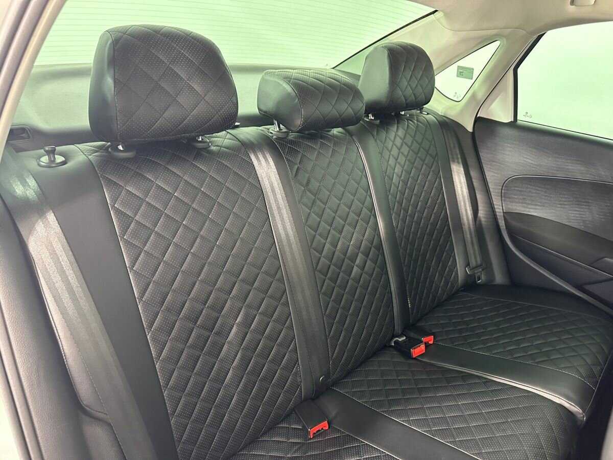 Volkswagen Polo, 2018 Фото №15