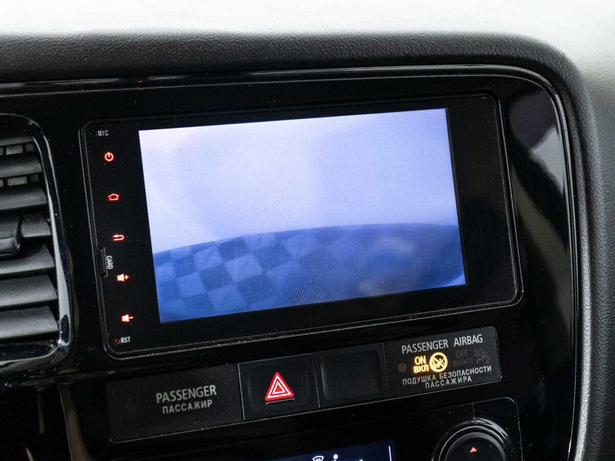 Mitsubishi Outlander, 2017 Фото №17