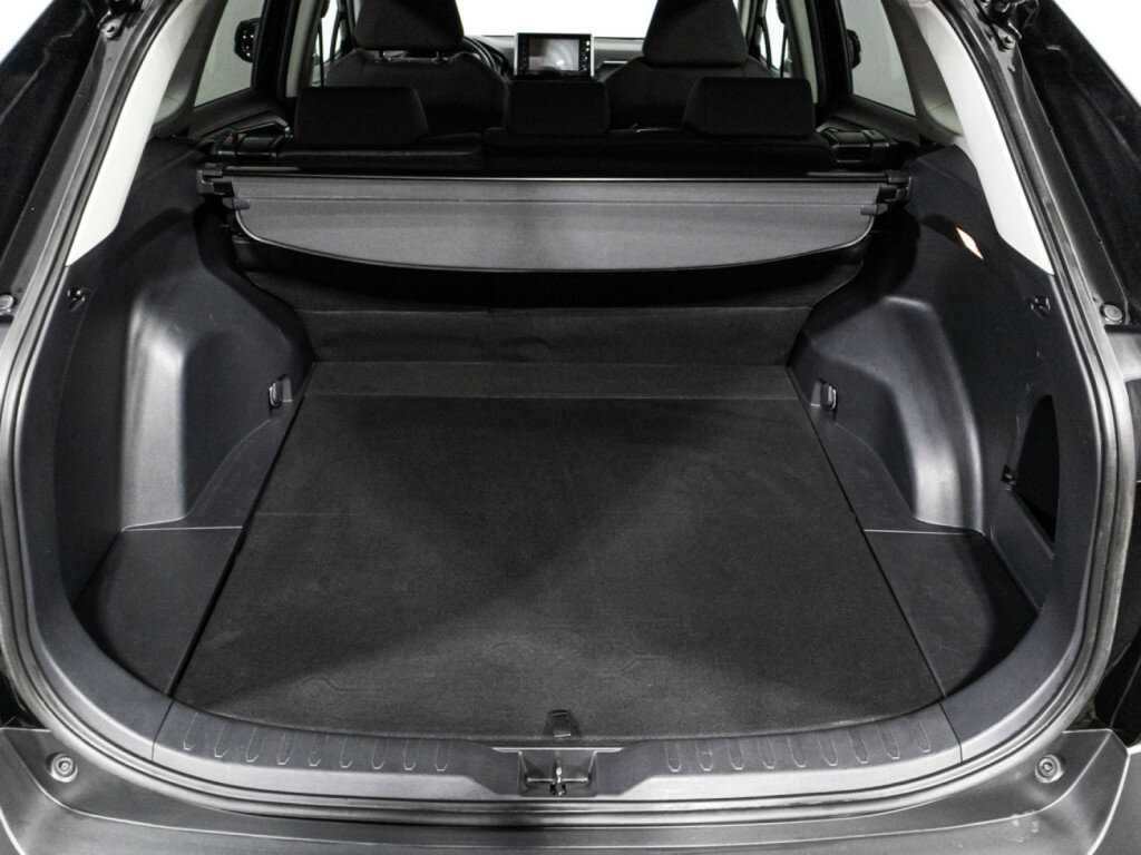 Toyota RAV4, 2020 Фото №18