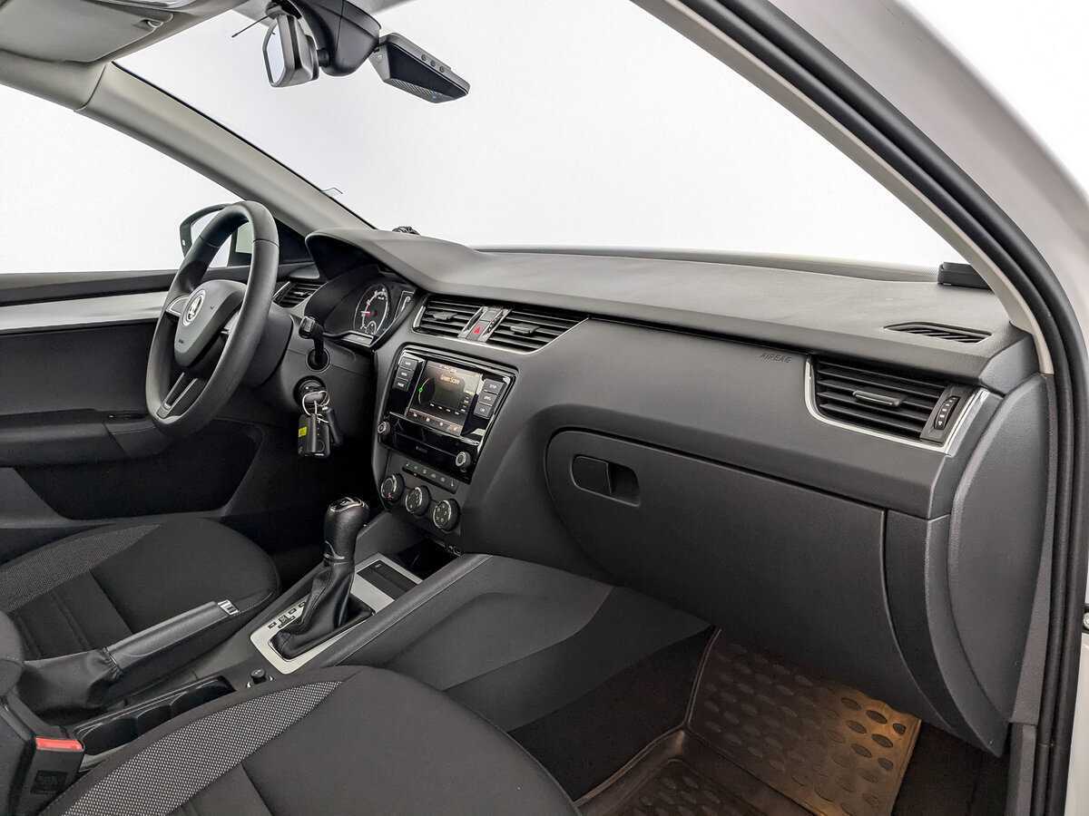 Skoda Octavia, 2019 Фото №11