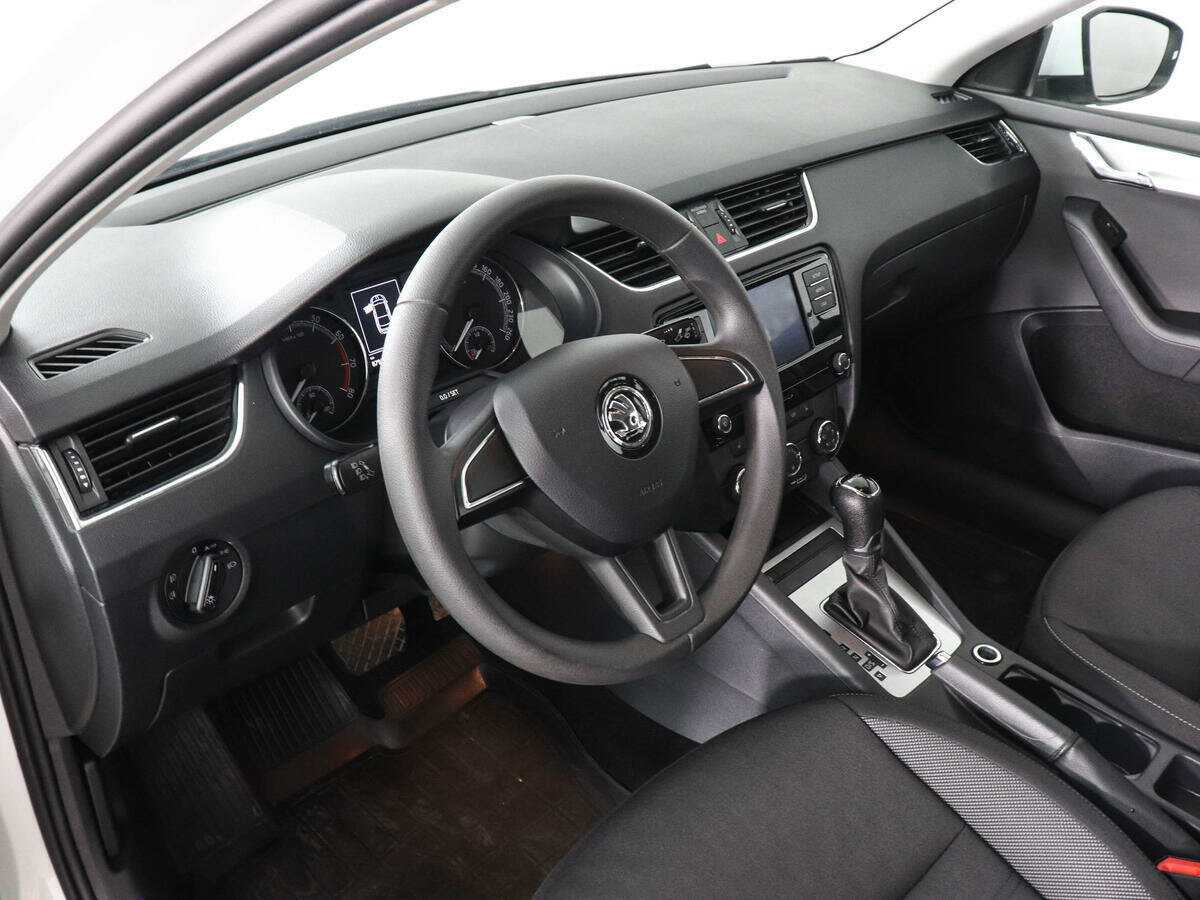 Skoda Octavia, 2018 Фото №9