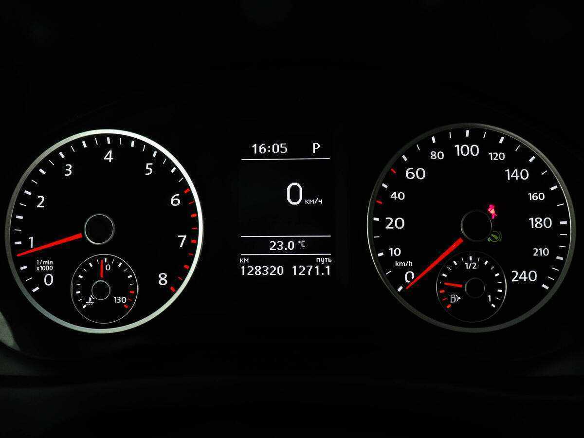 Volkswagen Tiguan, 2016 Фото №9