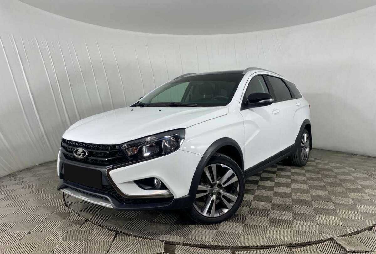 Lada (ВАЗ) Vesta SW, 2021 Фото №1