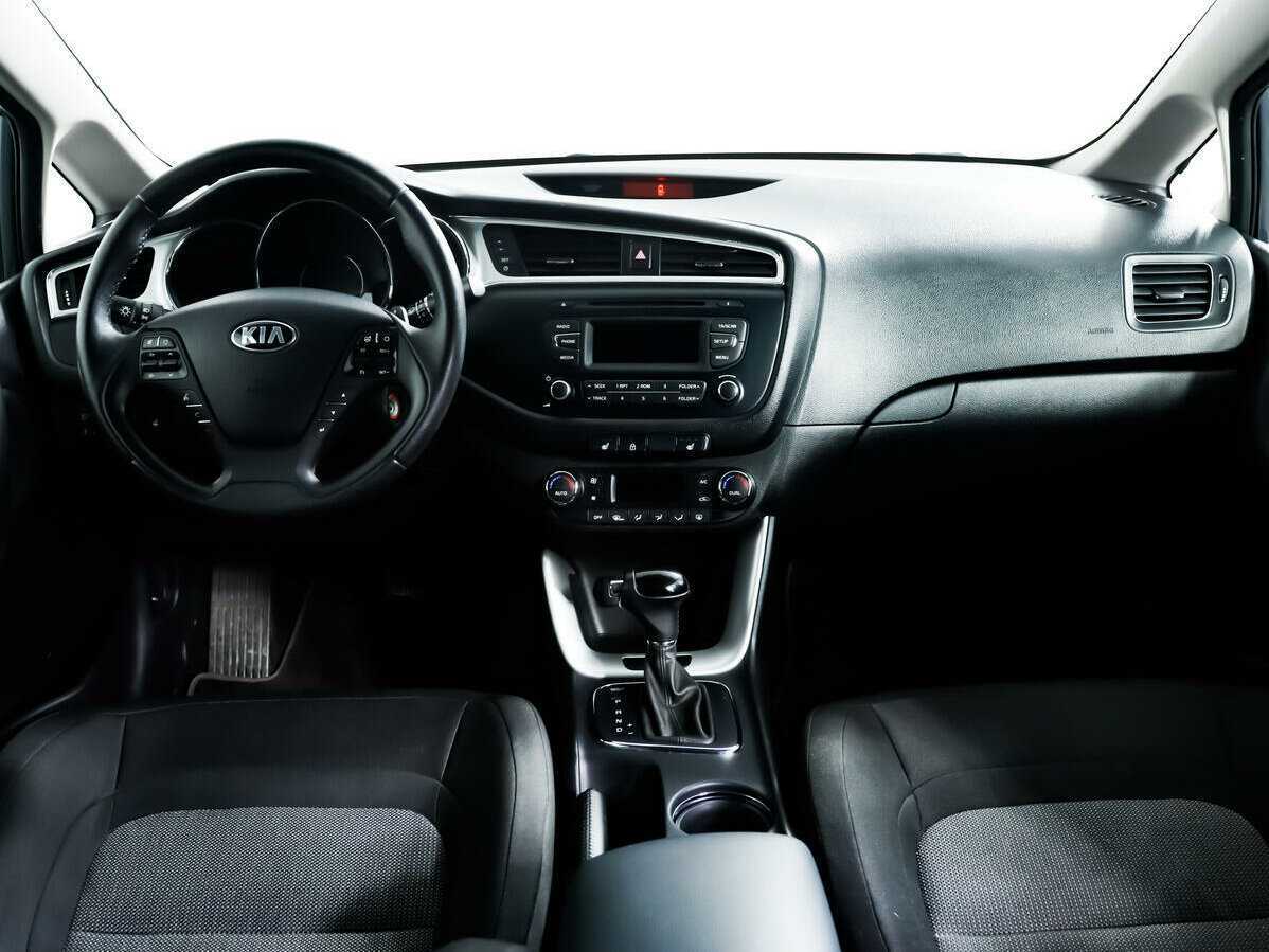 Kia Ceed, 2018 Фото №9