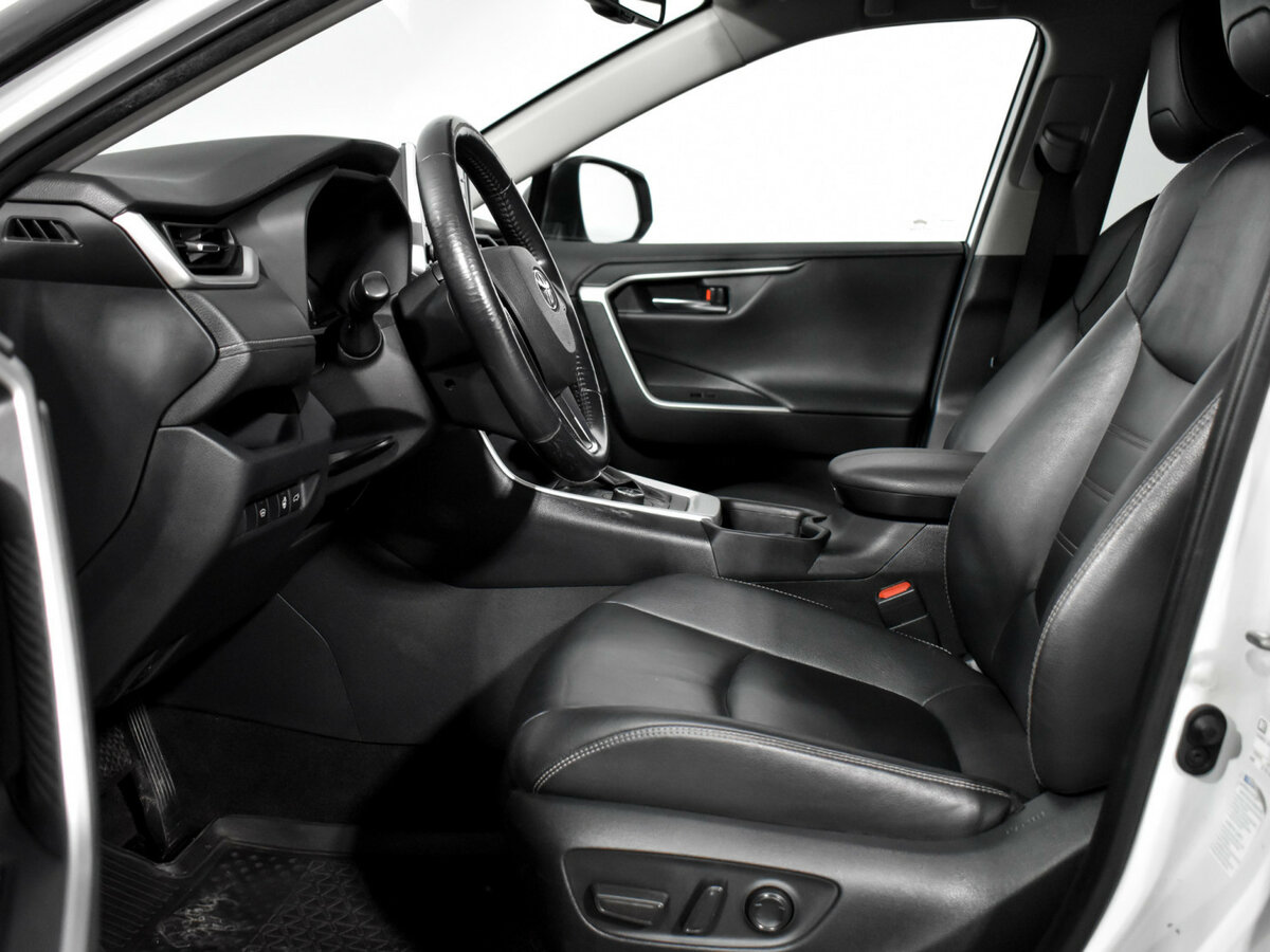 Toyota RAV4 V (XA50), 2019 Фото №10