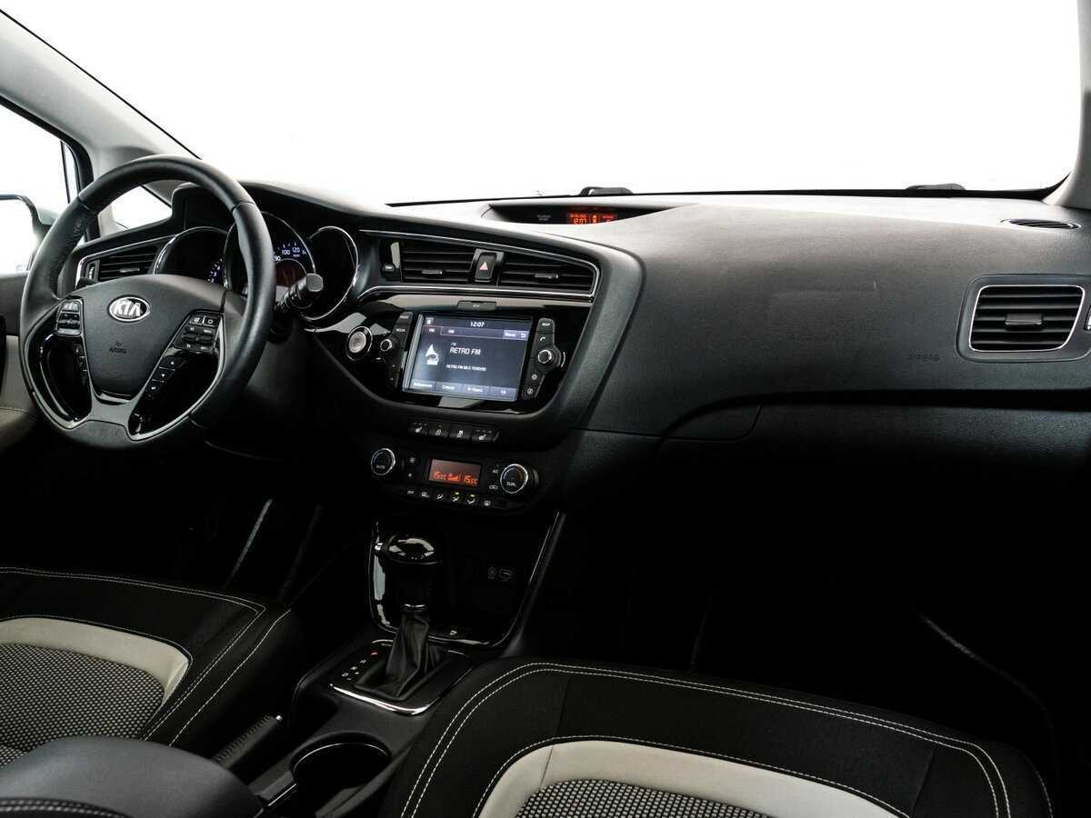 Kia Ceed, 2017 Фото №9