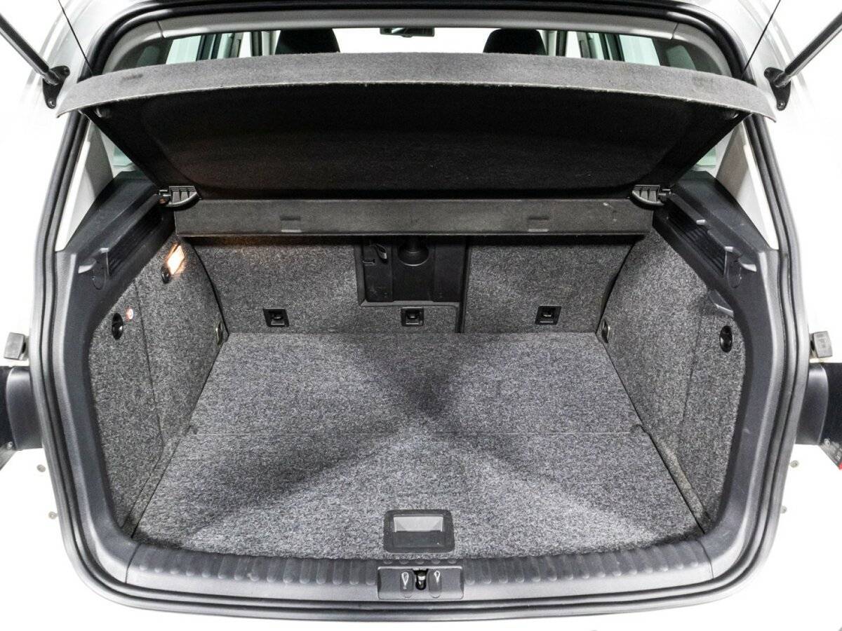 Volkswagen Tiguan, 2015 Фото №15