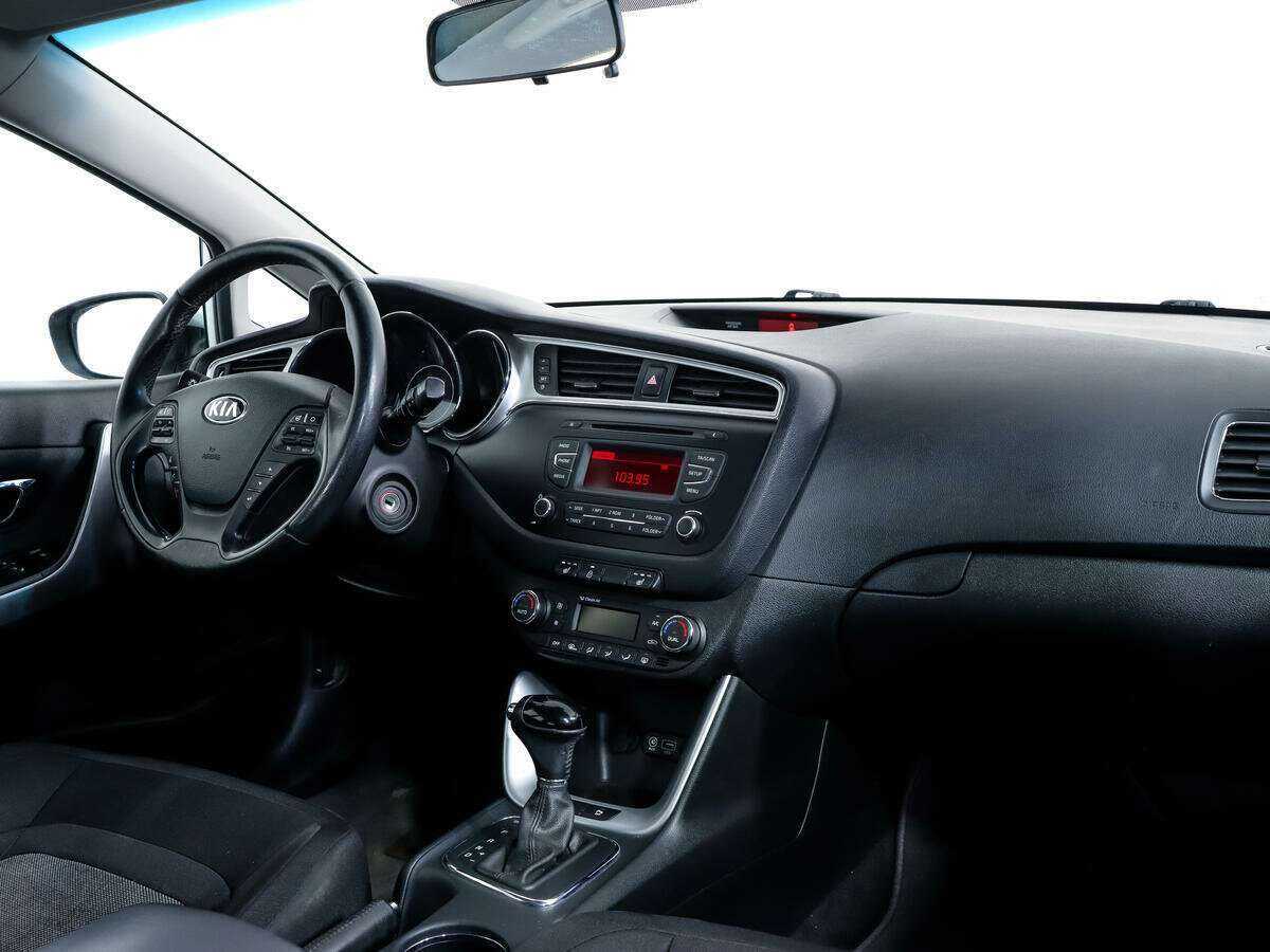 Kia Ceed, 2017 Фото №9