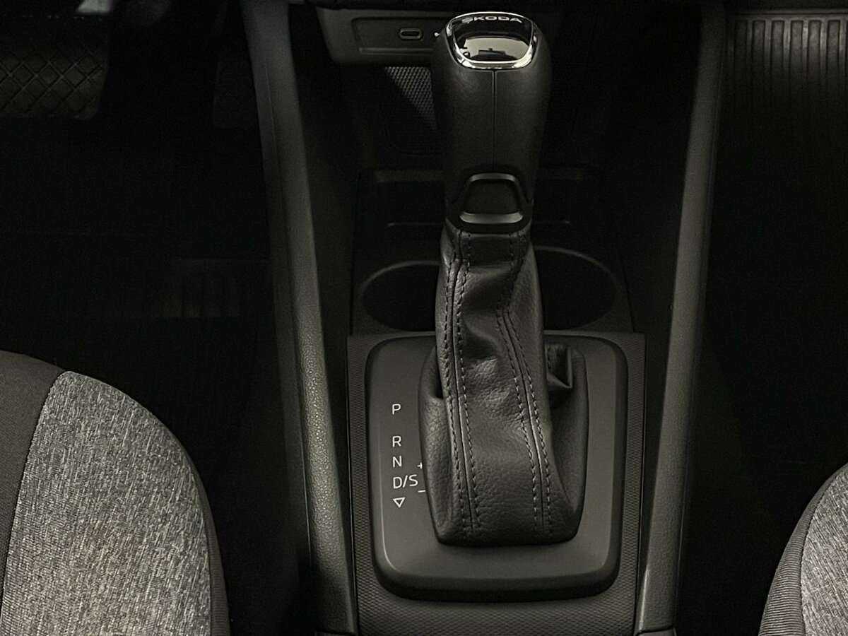 Skoda Rapid, 2020 Фото №13