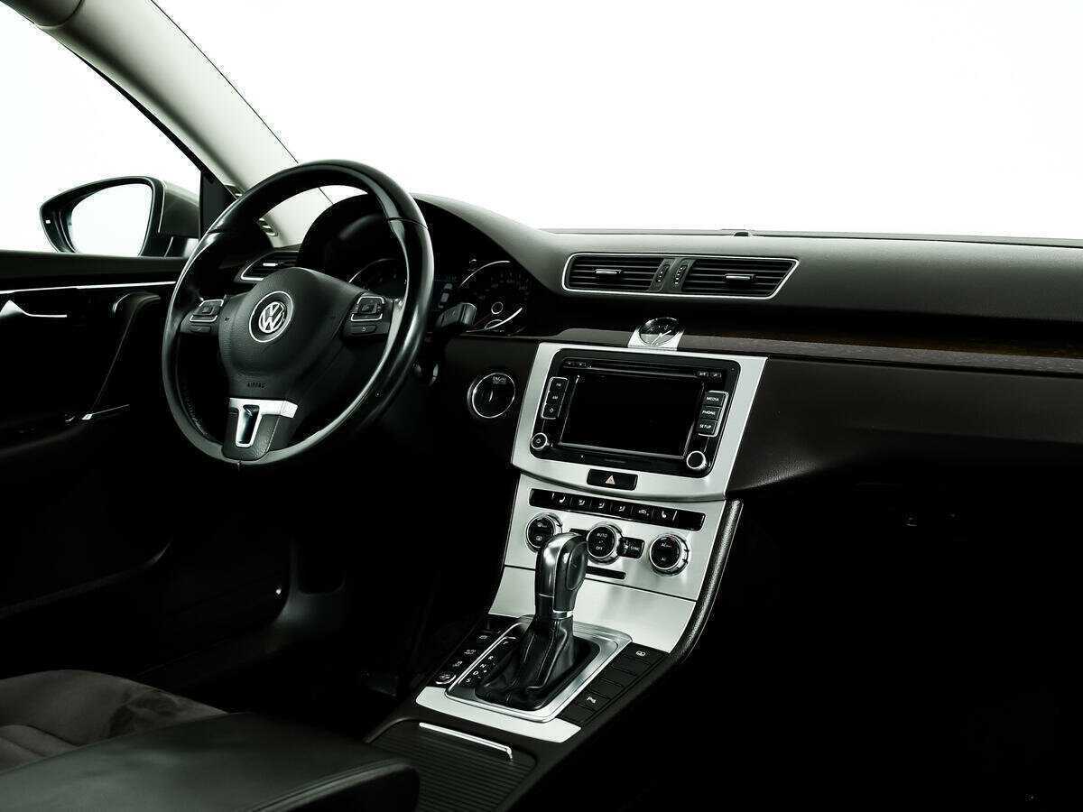 Volkswagen Passat, 2012 Фото №9