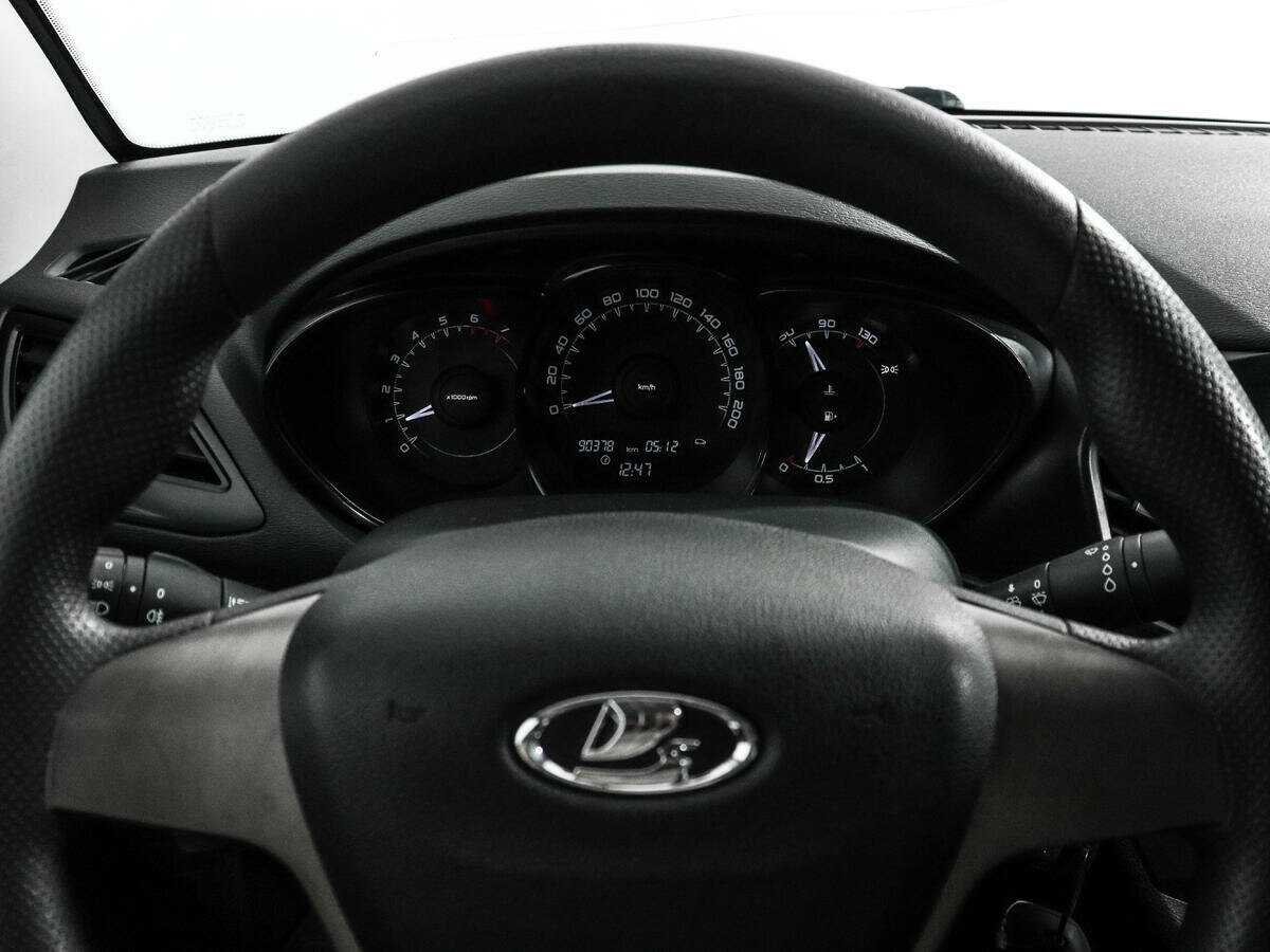 Lada (ВАЗ) Vesta, 2017 Фото №13