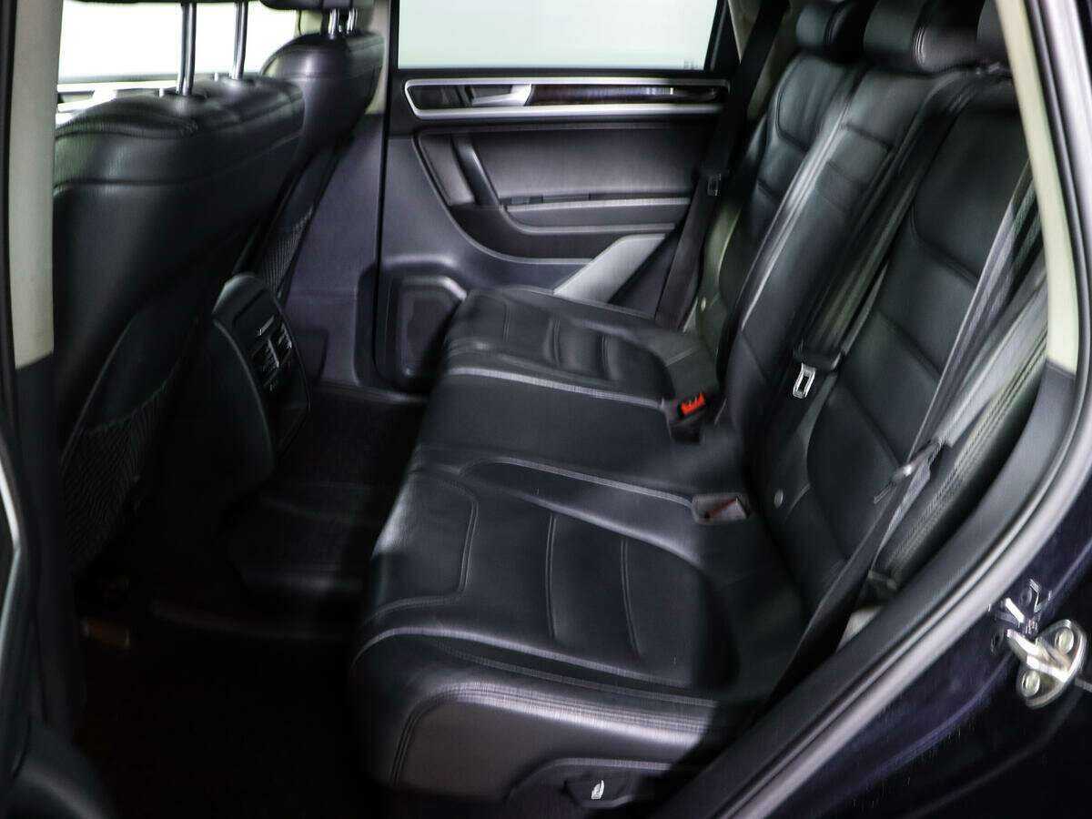 Volkswagen Touareg, 2012 Фото №10