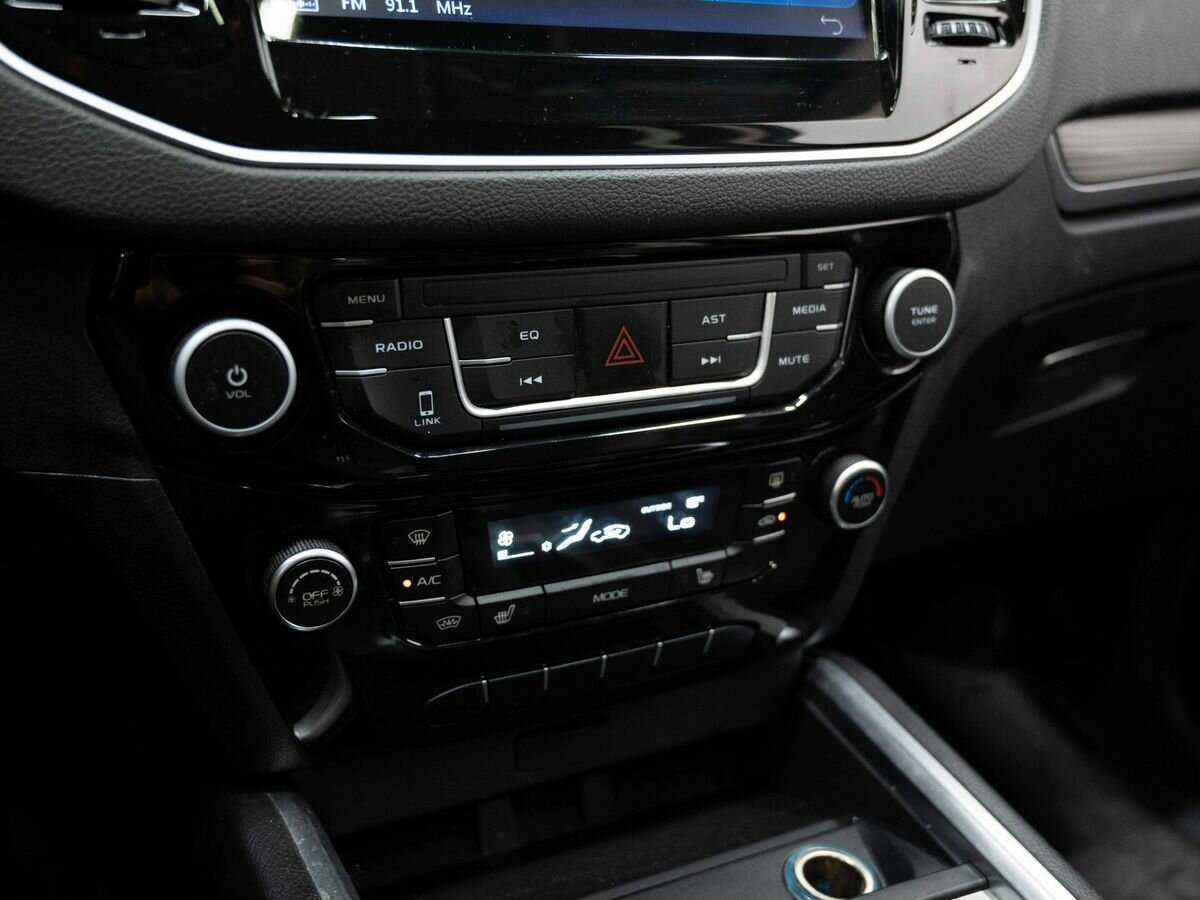 Geely Emgrand X7, 2019 Фото №23