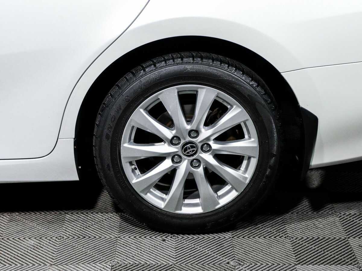 Toyota Camry, 2019 Фото №15