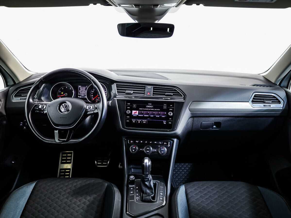 Volkswagen Tiguan, 2019 Фото №9