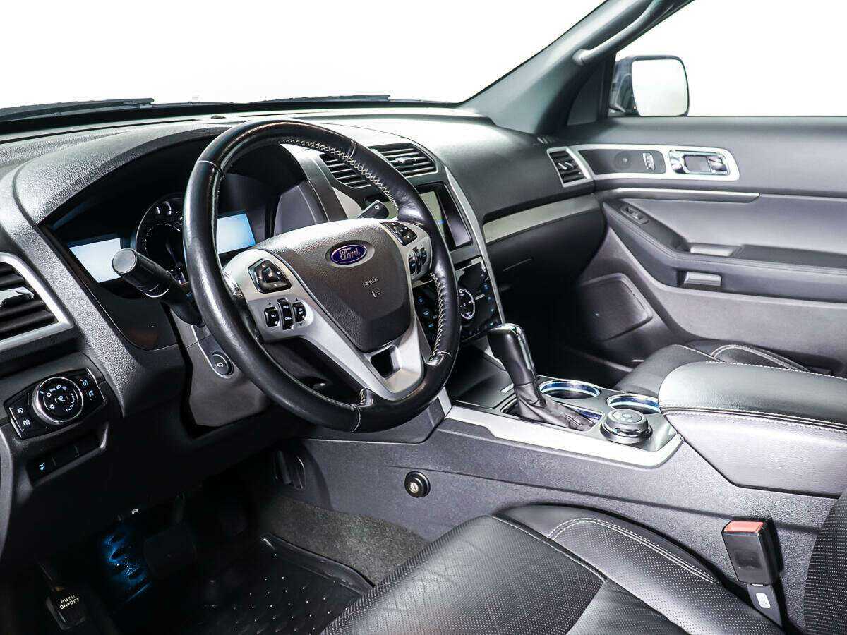 Ford Explorer Sport, 2013 Фото №14
