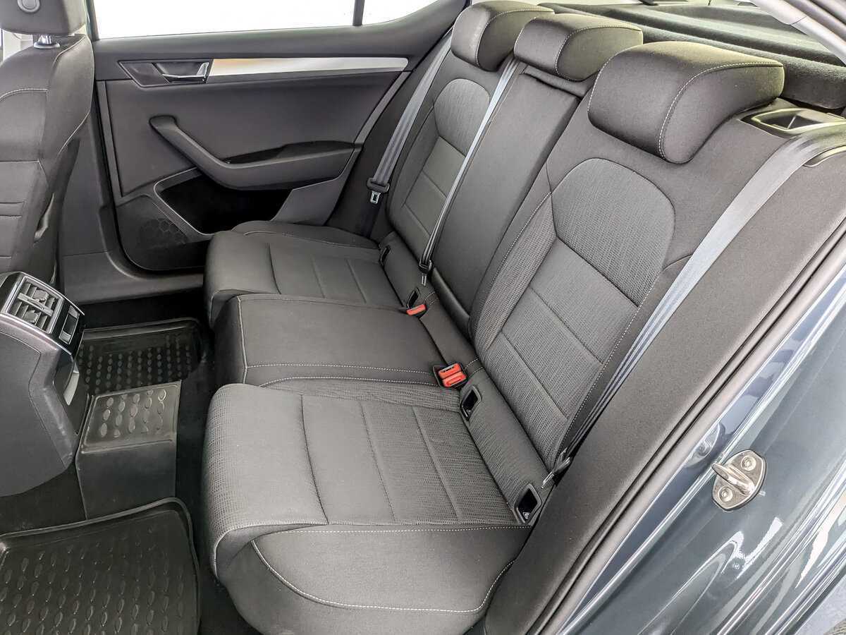 Skoda Superb, 2018 Фото №12