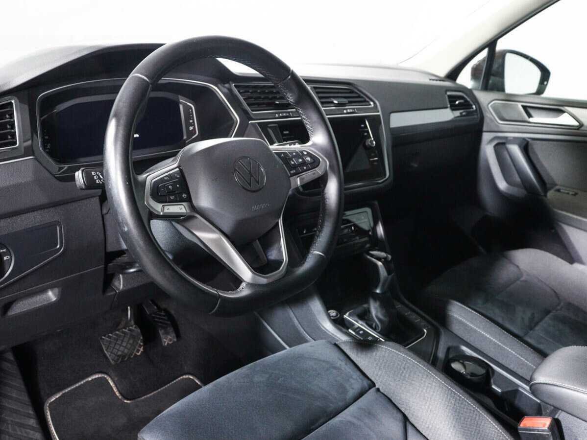 Volkswagen Tiguan, 2021 Фото №12